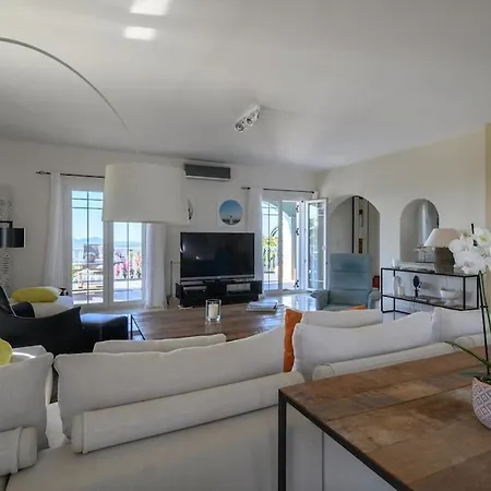Luxury Mansion With Extraordinary Sea Views! Foiníki