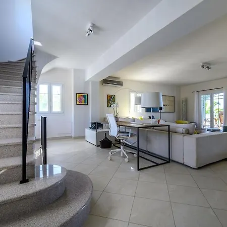 Luxury Mansion With Extraordinary Sea Views! 别墅 Foiníki