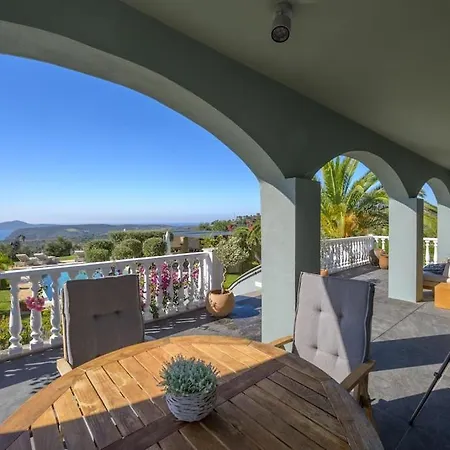 Luxury Mansion With Extraordinary Sea Views! Villa *