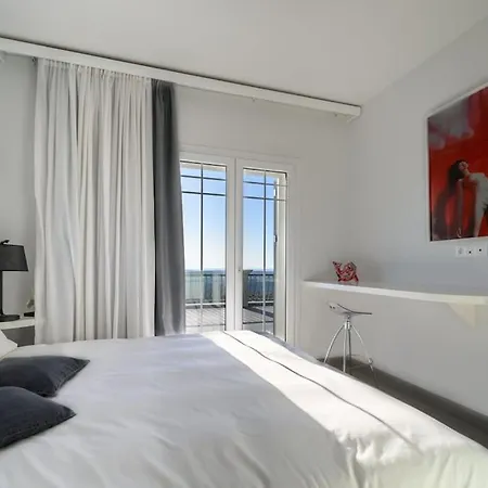Luxury Mansion With Extraordinary Sea Views! Villa
